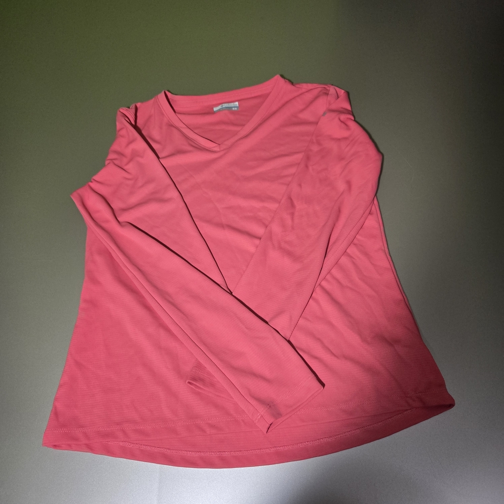 Columbia Women’s Medium Pink Long Sleeve V Neck Activewear Hiking Top